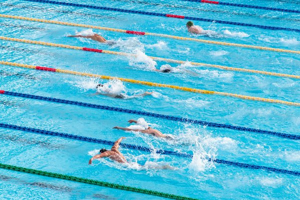 Quels exercices pour améliorer la synchronisation en natation artistique?
